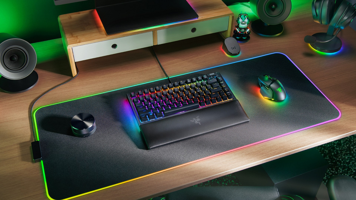Prémiová mechanická klávesnice Razer BlackWidow V4 75 % pro opravdové hráče