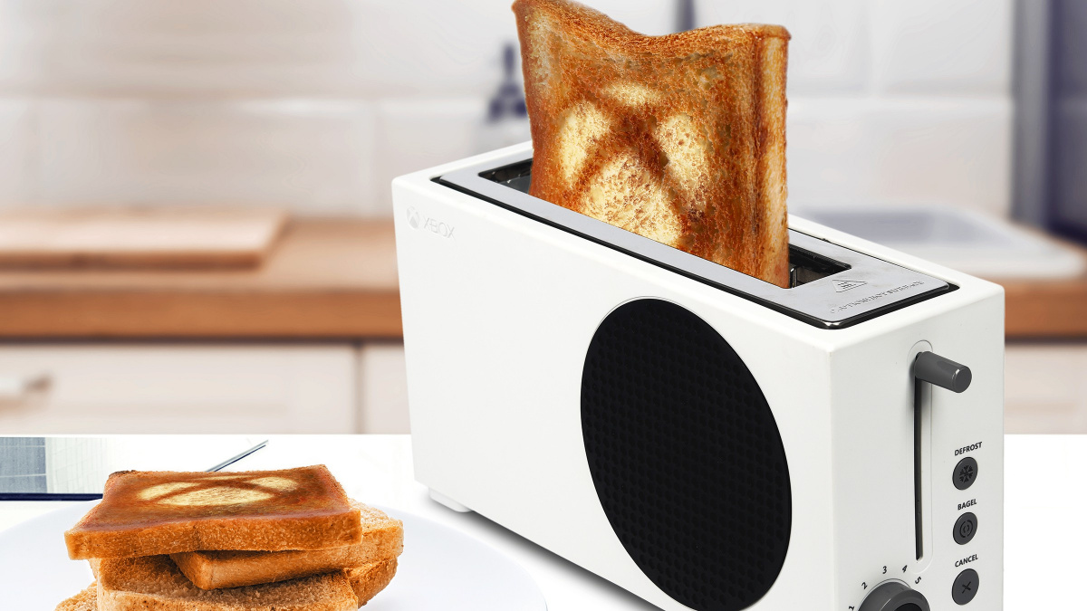 Zatímco Xbox Series X se dočkal vlastní ledničky, tak Xbox Series S dostává toustovač