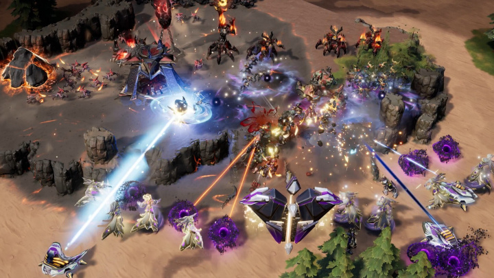 Stormgate naváže na odkaz Warcraftu III a StarCraftu II už v srpnu