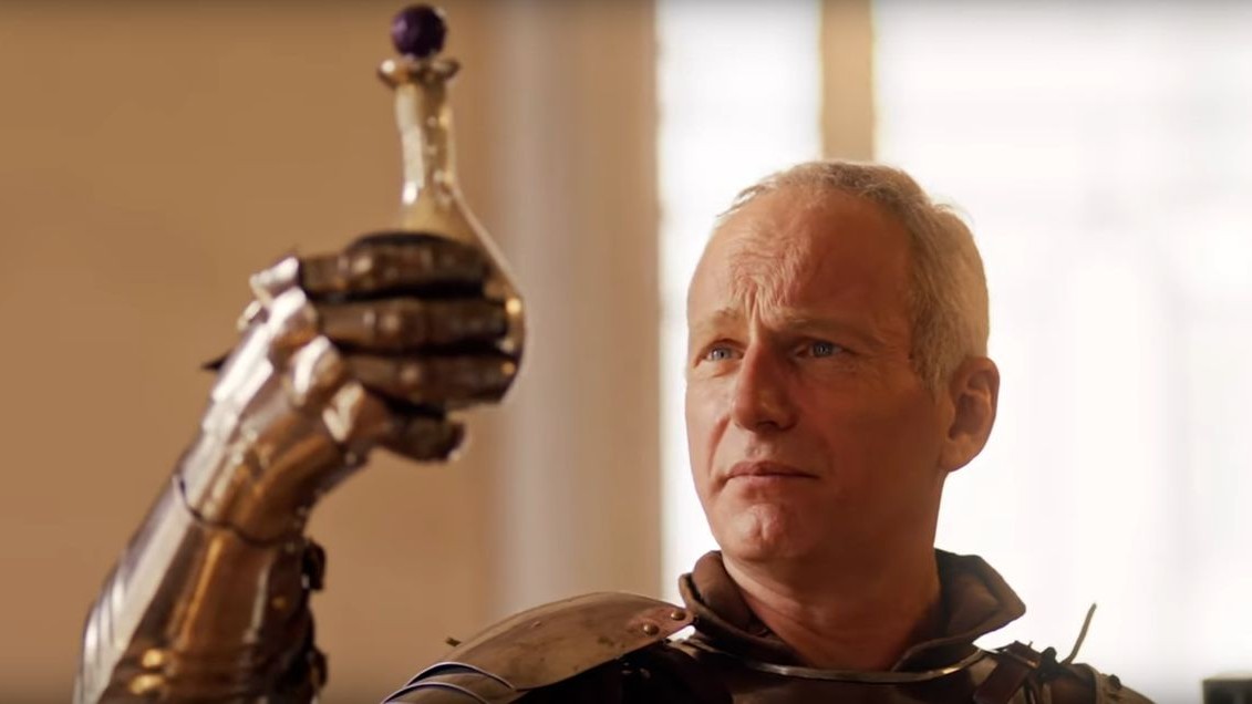 Lariani pracují na dvou hrách současně. O jedné se dozvíme do pěti let