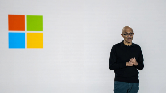„Microsoft prosperuje,“ uvádí generální ředitel. Srdcem firmy je umělá inteligence