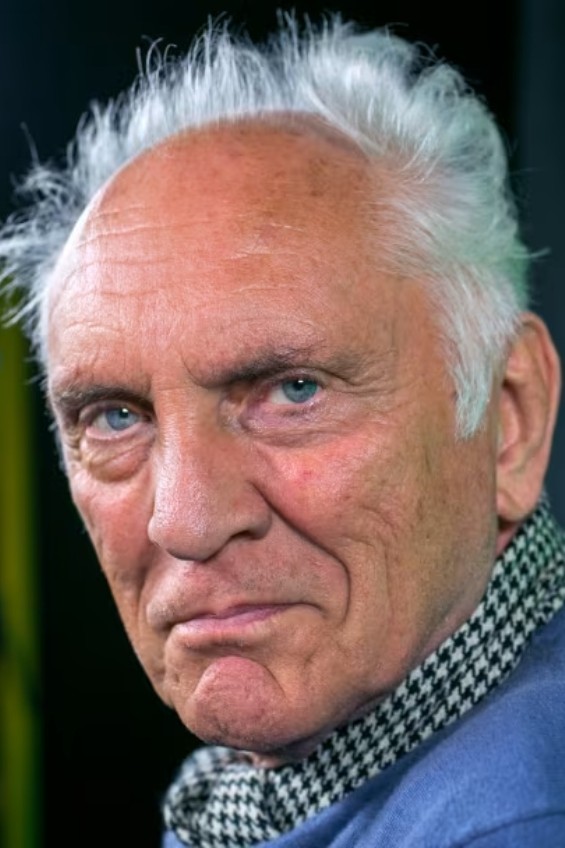 Zemřel slavný herec Terence Stamp, daboval i Elder Scrolls