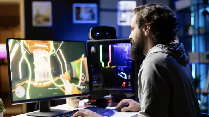 Od pasivního klikání k akci: Průnik videoherních mechanik a moderního iGamingu