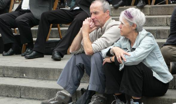 Ženy mají v důchodu větší finanční problémy než muži         