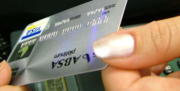 Platební karta je dobrý sluha, špatný pán