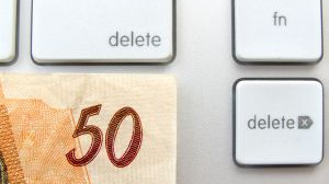 Akcie velkých amerických a evropských bank pod tlakem