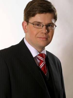 Ministr spravedlnosti řeší vyhrocenou situaci v exekutorské komoře