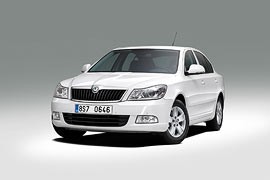 Výroba aut v Česku: Škodovka opět nabírá dech