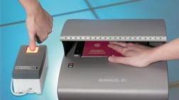 Od 1. dubna 2009 se bude vydávat nový typ cestovního pasu - cestovní pas se strojově čitelnými údaji a dvěma biometrickými údaji