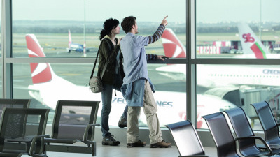 Vláda na svém jednání odmítla novelu, která měla zakázat privatizaci ruzyňského letiště.