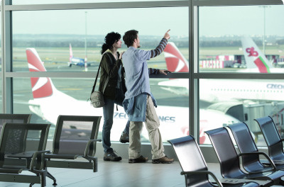 Vláda na svém jednání odmítla novelu, která měla zakázat privatizaci ruzyňského letiště.