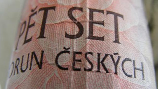 Dostali jste padělané peníze, co s tím?