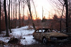 Likvidace autovraku: Díky chybě v zákoně za ni lidé nemusí platit