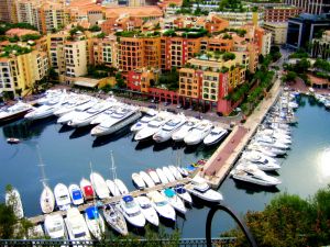 Bydlení ve světě: Ceny bydlení v nejdražších městech klesají