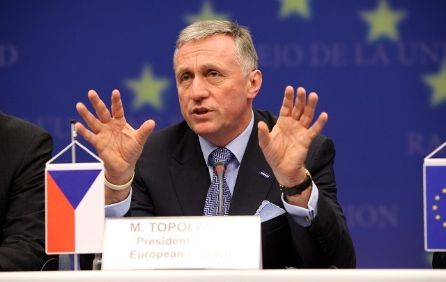 Topolánek očekává, že jej Klaus dle zvyklostí pověří sestavením nové vlády