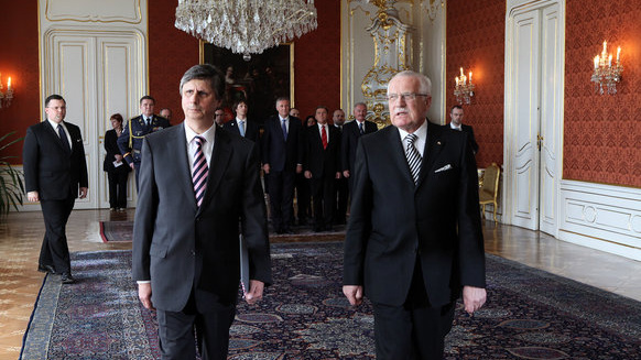 Novým předsedou vlády je Jan Fischer