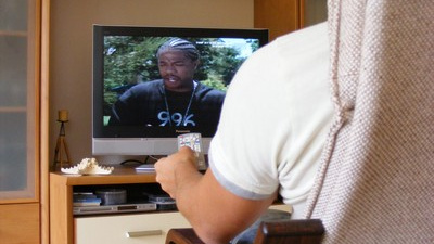 Koncesionářské poplatky: Hon České televize na neplatiče postihuje často i nevinné, braňte se!