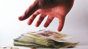 Povinné ručení: Řidiči bez pojištění loni způsobili škody za půl miliardy