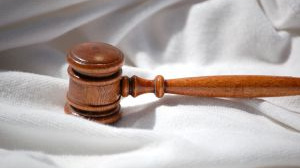 Majitelé nájemních bytů mohou žádat náhradu za regulaci nájemného