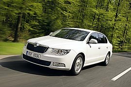 ŠKODA SUPERB V NEJVYŠŠÍ VÝBAVOVÉ VERZI EXCLUSIVE