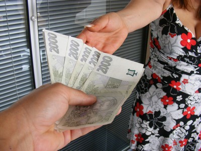 Jak čerpat pomoc v hmotné nouzi a na co máte nárok?