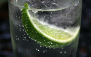 V horku vám musí zaměstnavatel zajistit dostatek tekutin