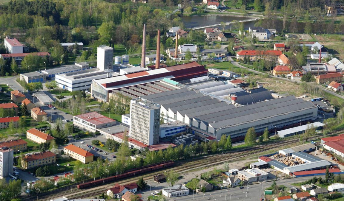 Sklárny Kavalier kupuje průmyslový holding podnikatele Otakara Moťky