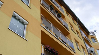 Úrokové sazby hypoték letí nahoru, klesá průměrná výše hypotéky