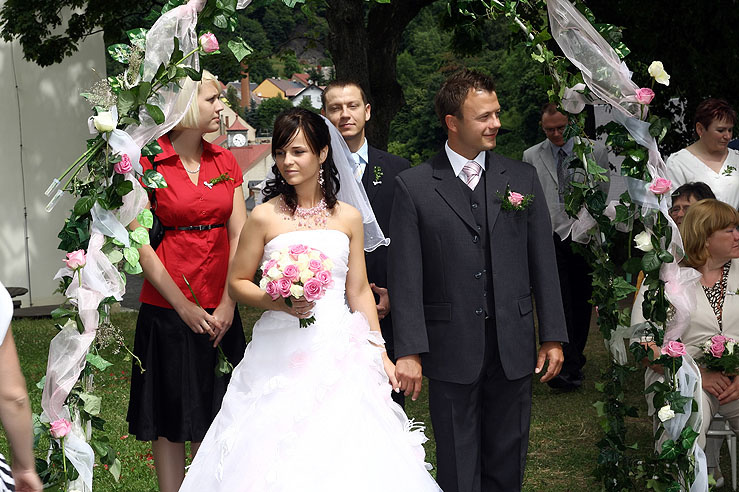 Novomanželská půjčka. Splňujete nároky na poskytnutí?