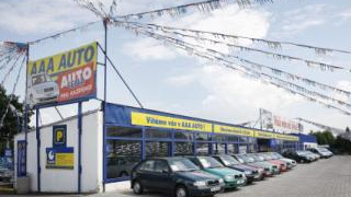AAA Auto se údajně chystá prodat tři české autobazary