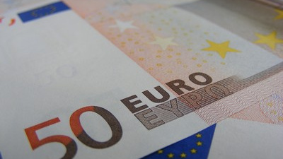 Česká republika vydá dluhopisy v Eurech