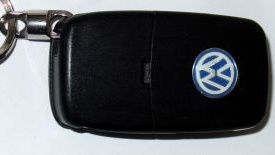 Akcie: Akcie automobilky Volkswagen na burze RM-SYSTÉM padají na rekordní minima