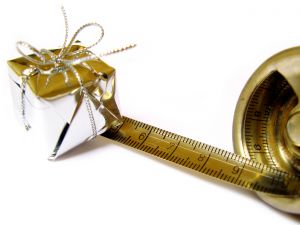 Vánoce budou chudší, lidé šetří na dárcích