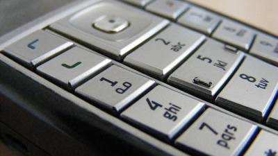 Melodie i tapety na mobilní telefony už nebude nabízet tolik serverů