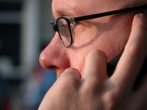 Půjčky a úvěry z inzerátů vás většinou připraví o peníze