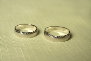 Bíle zlato může být podvrh! Cena stejná, kvalita horší