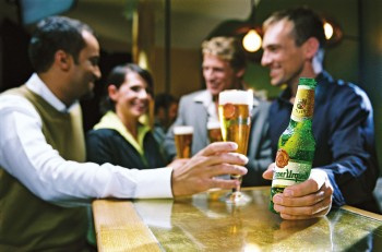 Mladí lidé přestávají pít pivo