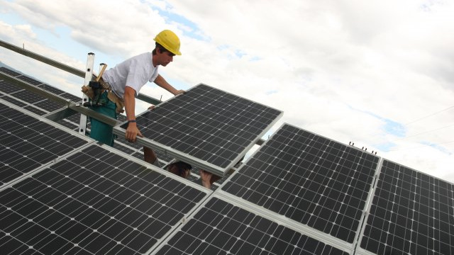 Solární elektrárny: Odborníci očekávají v tomto roce solární blázinec