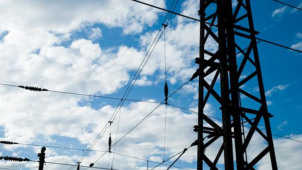 Akcie v uplynulém týdnu: Na české burze je aktuálně v kurzu energetika!