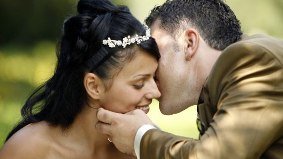 Dotaci na starší byt nebo dům mohou opět získat mladé rodiny