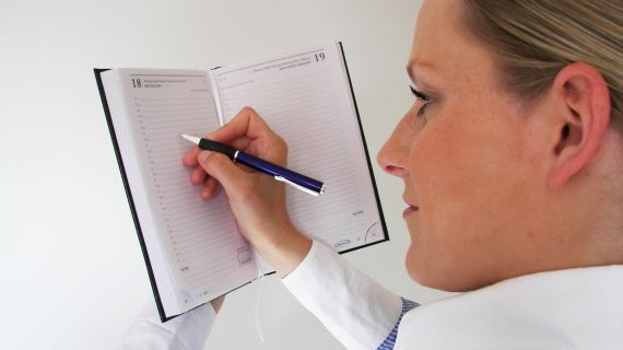 Úřad práce kontroluje firmy jak nakládají s penězi na vzdělání zaměstnanců