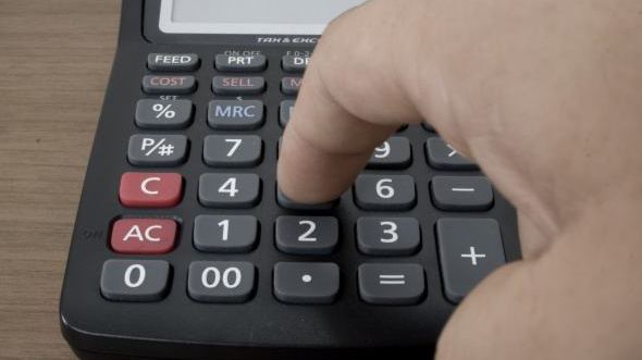 Jak si snížit daň o zaplacené úroky z úvěru?