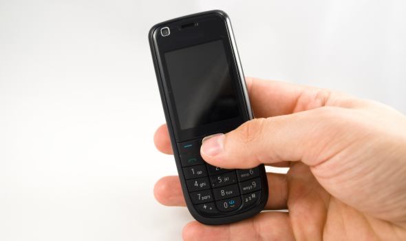 Jak ušetřit za mobilní volání? Poduste svého operátora