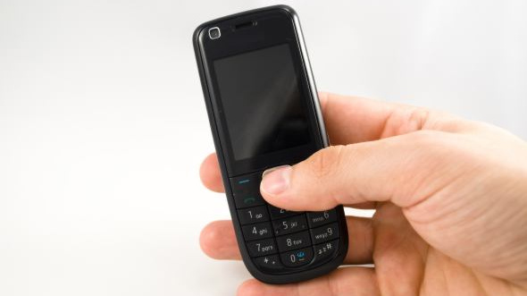 Jak ušetřit za mobilní volání? Poduste svého operátora