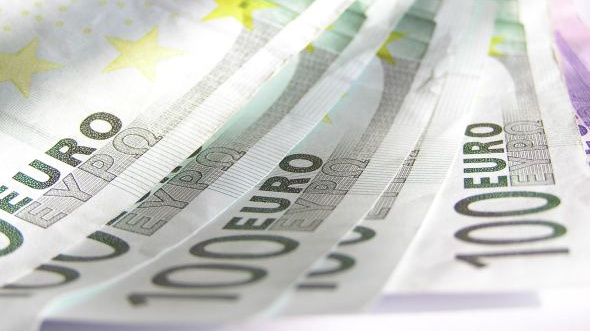 Poplatky za obchodování na burzách: Nejdražší je Capital Partners a PPF 