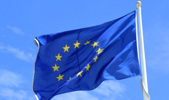 Evropská unie se dostává z recese a hospodářství opět roste