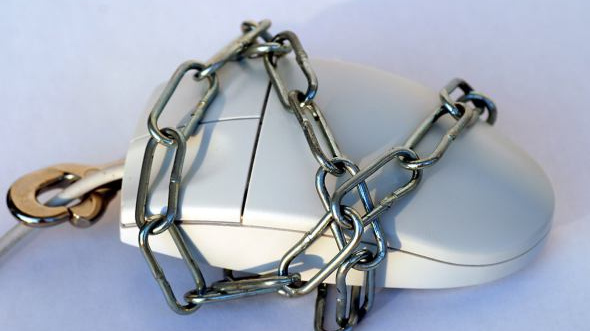 Češi odhalili viry odposlouchávající internet, cíl byly malé firmy