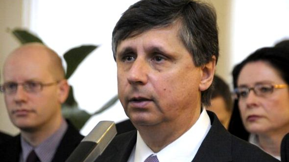 Zdanění benefitů zmizí ze zákona o DPH, vláda ustoupila odborářům