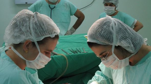 Zdravotnictví se blíží bodu, kdy nezvládne financovat dostupnou péči