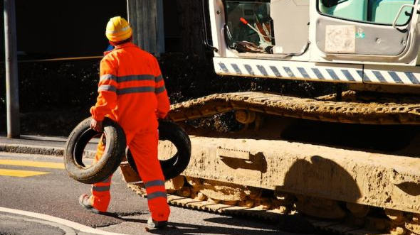 Nezaměstnanost v únoru vyrostla na 9,9 procent